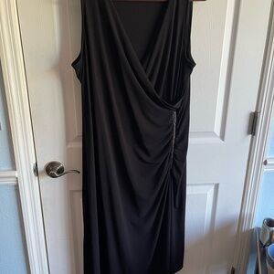 Elegant Black Sleeveless Dress